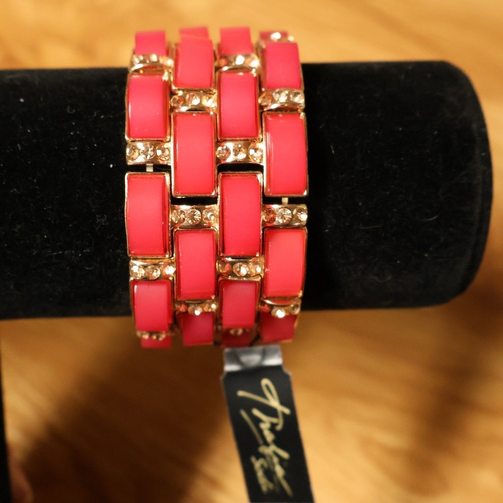 Thalia Sodi Pink Gold Tone Stretch Bracelet NWT Acrylic Rhinestone Statement